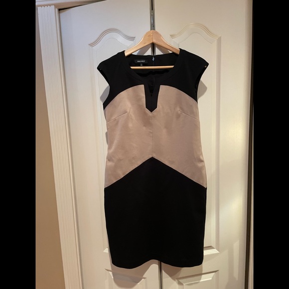 Nine West Knit Shift Dress. Sz 8 - Picture 1 of 3
